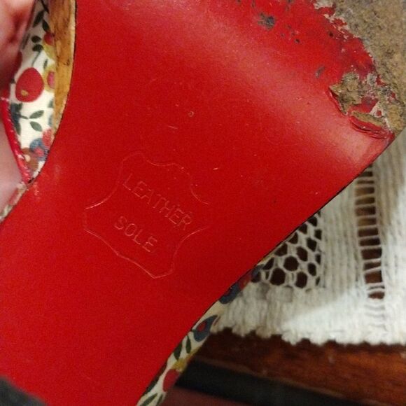 Unlisted floral heels   - Picture 5 of 5